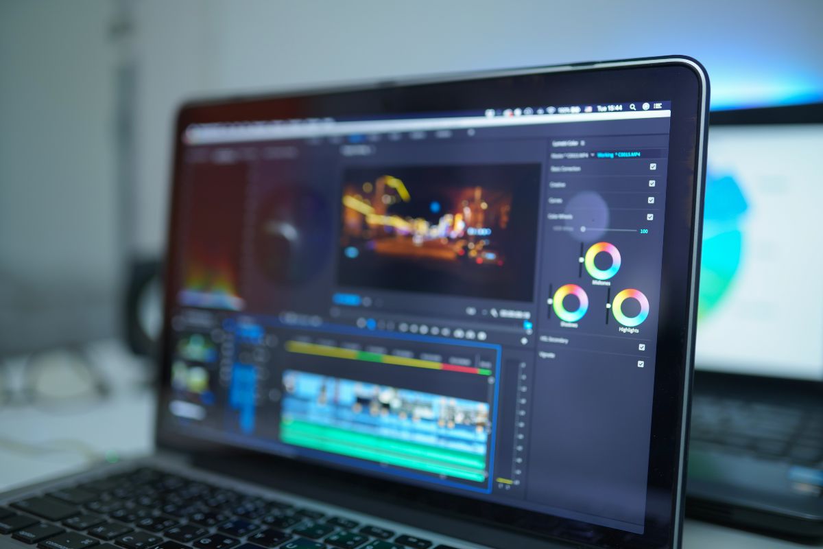 10 Essential Video Editing Software Tips for Beginners to Create Professional-Quality Videos